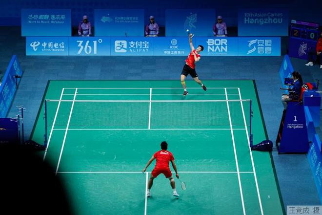 一个名不见 一个名不见