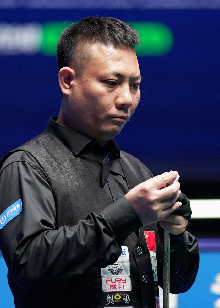 展现了他在 展现了他在