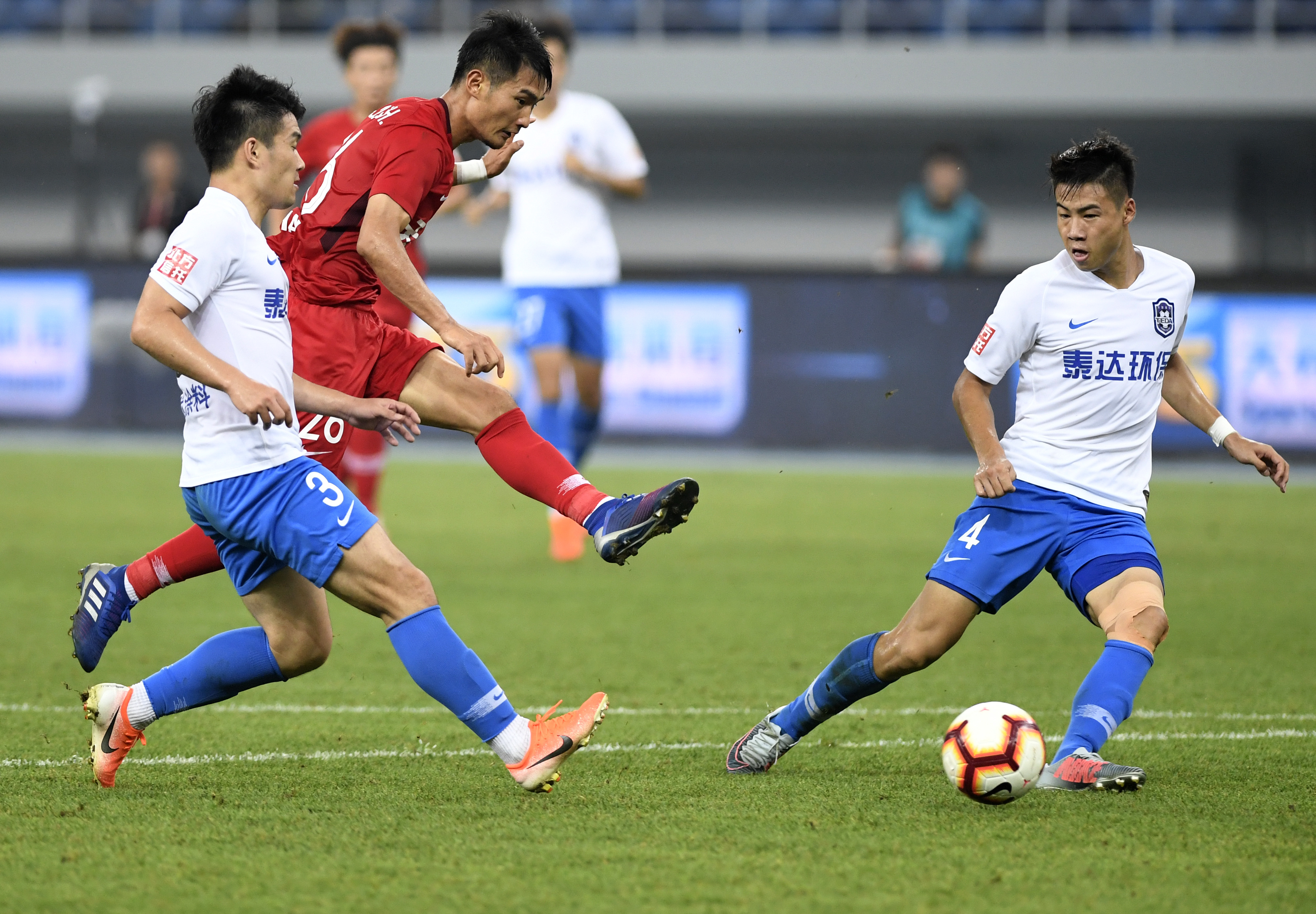 本文尝试给 本文尝试给